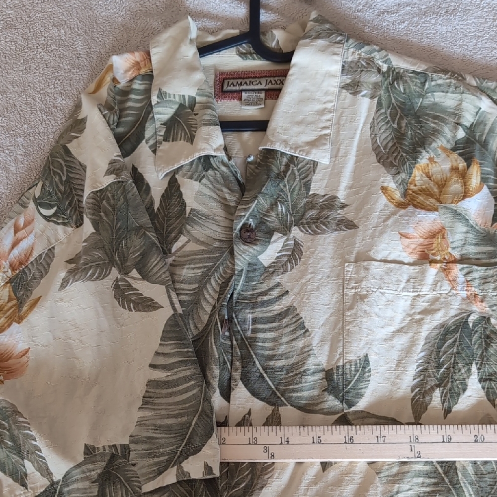 Jamaica Jaxx Lightweight Green and Cream Silk Shirt
